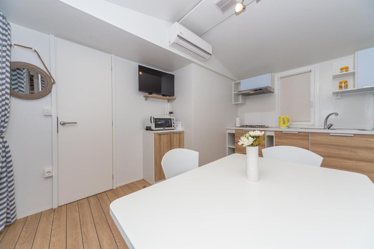 Mobile Homes Crystal Biograd Na Moru Exterior photo