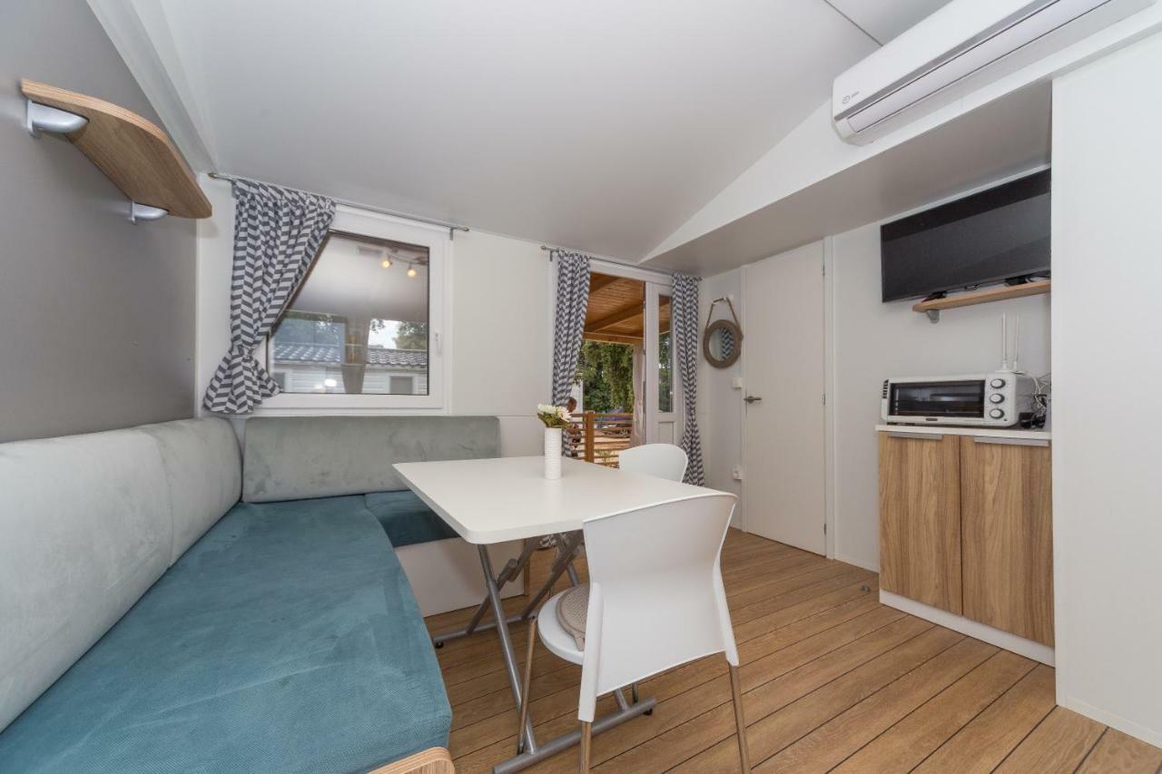 Mobile Homes Crystal Biograd Na Moru Exterior photo